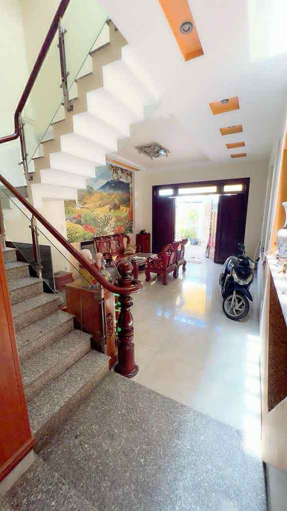 Bán nhà Phước Long A Quận 9