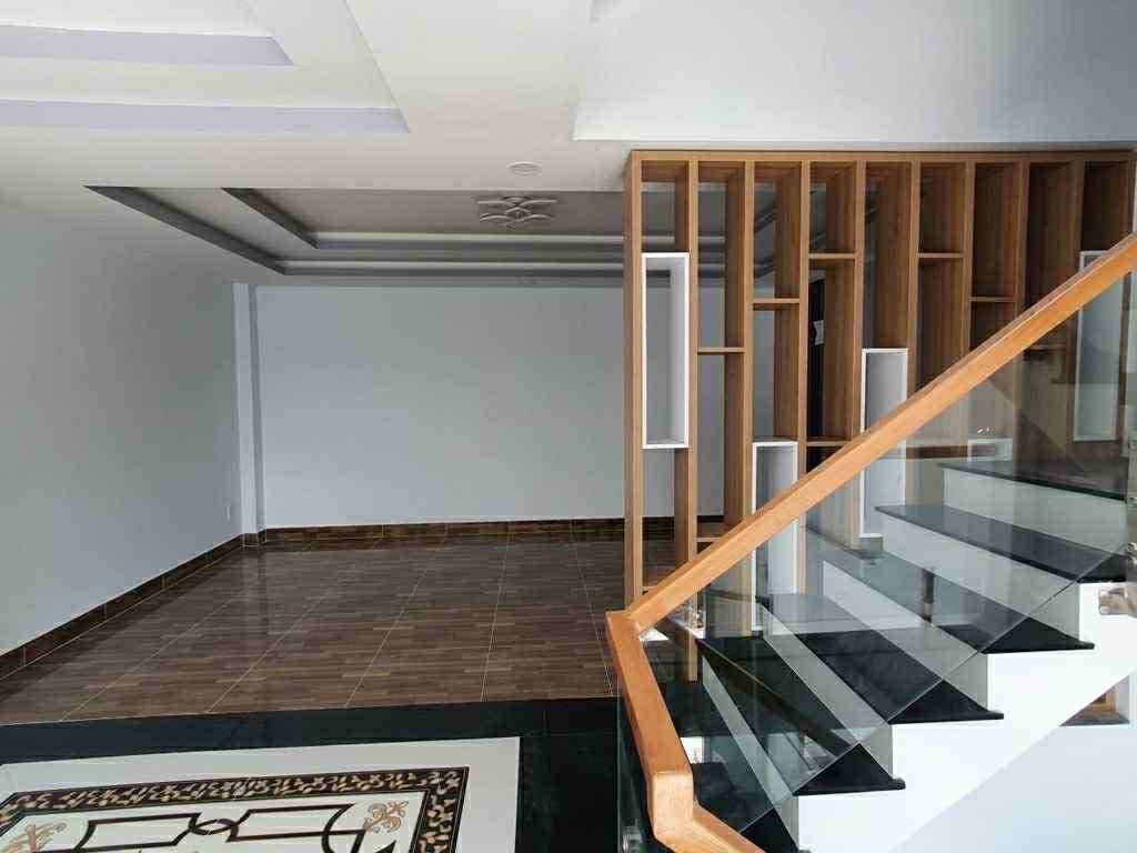 Bán nhà Võ Văn Hát phường Long Trường quận 9