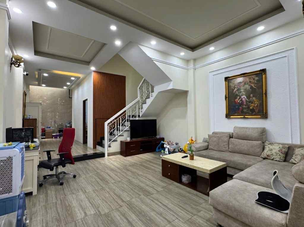 Bán nhà ở đường Nguyễn Duy Trinh Phú Hữu Quận 9