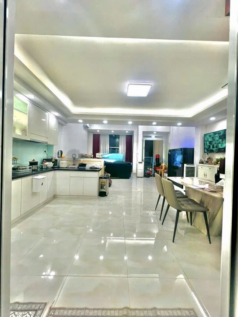 BÁN CĂN HỘ DỊCH VỤ NGUYỄN THỊ THẬP QUẬN 7, NHỈNH 21 TỶ, DÒNG TIỀN 85TR/THÁNG