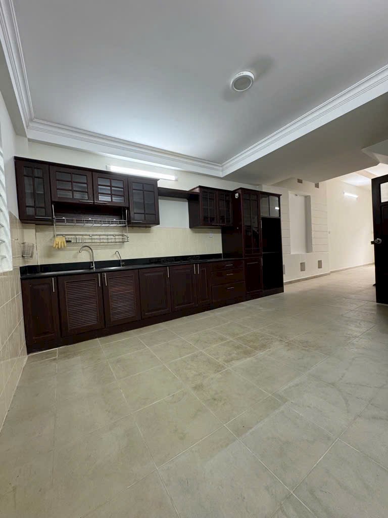 MẶT TIỀN KINH DOANH - CHỢ HẠNH THÔNG TÂY - 4 TẦNG BTCT - KHU PHÂN LÔ ĐỒNG BỘ - HOÀN CÔNG ĐỦ - GIẢM MẠNH BÁN NHANH HƠN 9TỶ  KHÔNG TÌM RA CĂN THỨ 2