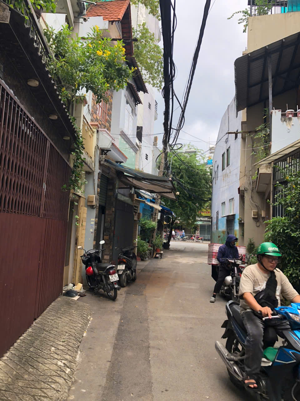 BÁN NHÀ ĐẸP 84M² SÁT CHỢ BÀ HOM NGANG KHỦNG 8M THU NHẬP 7TR/TH NHỈNH 3 TỶ