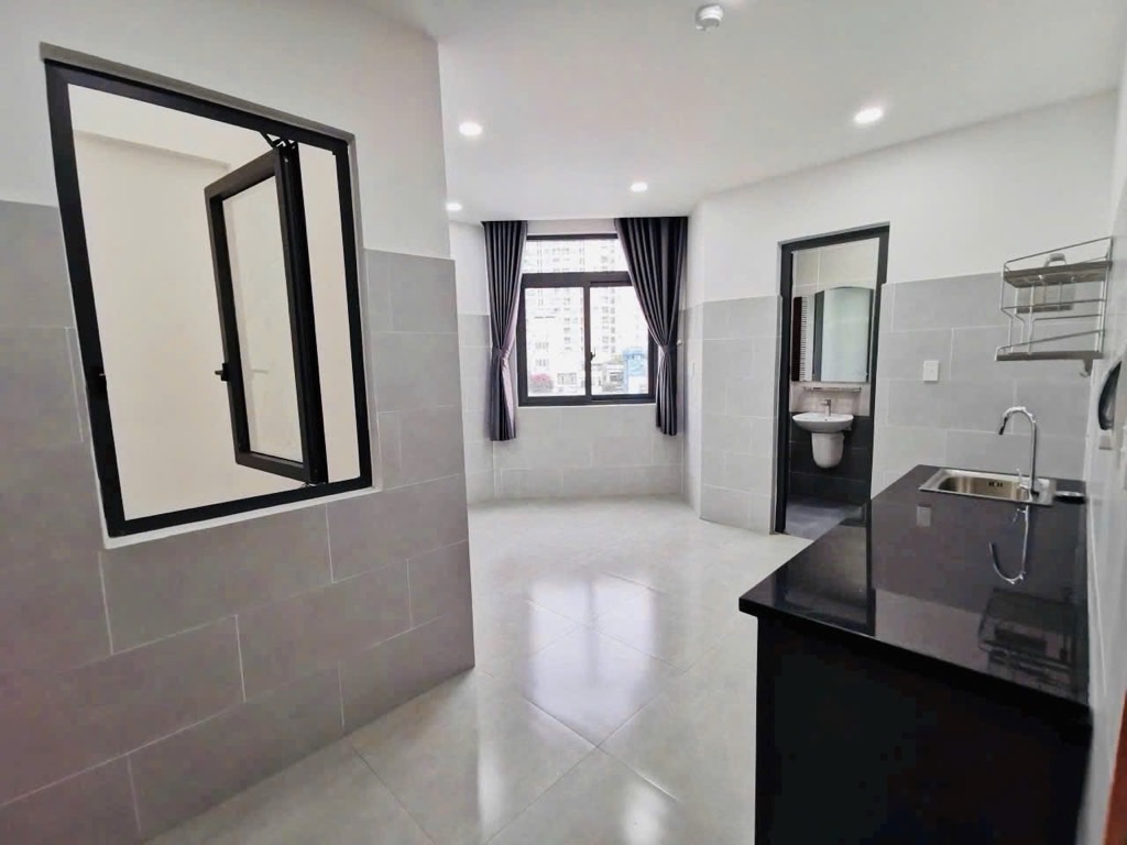 BÁN CHDV CAO CẤP 7 TẦNG 210M2 NGANG KHỦNG 8M THU NHẬP 160TR/TH NHIK 28 TỶ