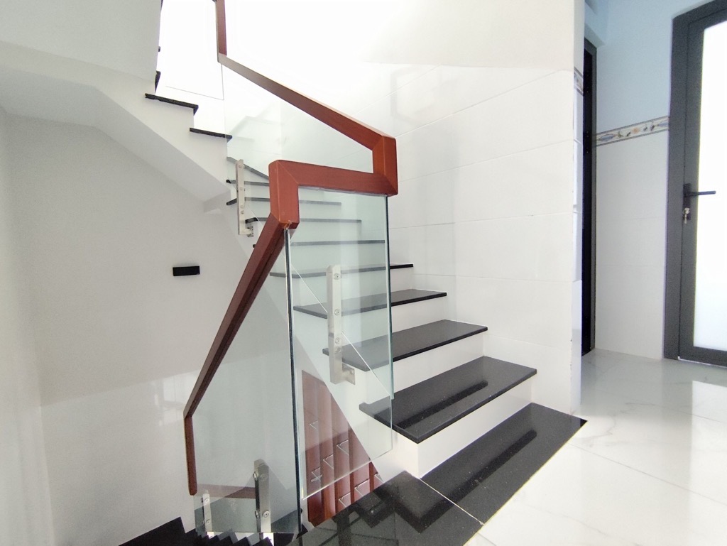 BÁN NHÀ MỚI AN LẠC SÁT VÕ VĂN KIỆT NGANG KHỦNG 8M 4 TẦN ĐƯỜNG 12M NHIK 11 TỶ