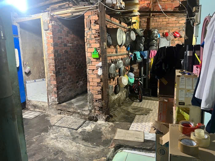 Bán nhà Hiệp phú  30m ra tới ngã tư Thủ đức