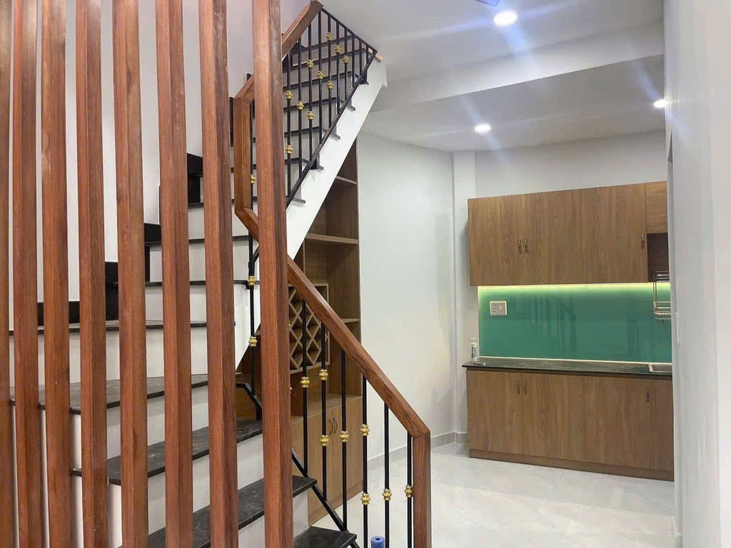 Bán nhà góc 2 mặt tiền