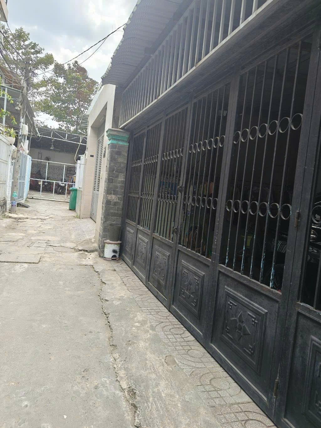 Bán nhà cấp 4 có gác nhỏ