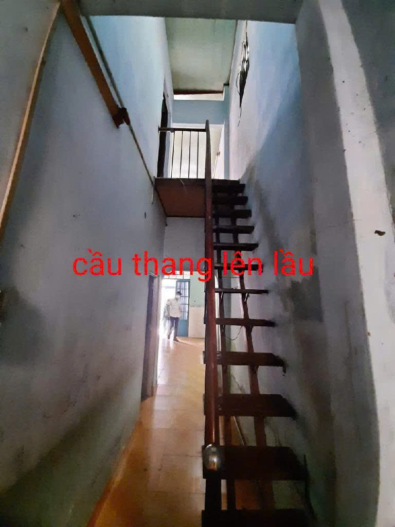 Bán nhà trệt hẻm đường 102