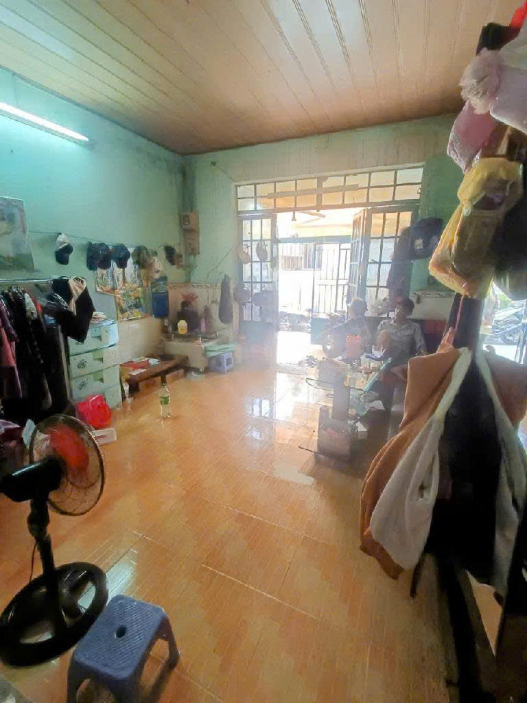 Bán nhà trệt hẻm đường 102