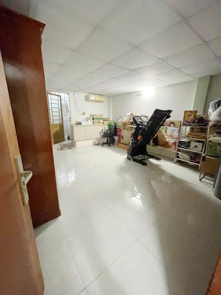 Bán nhà hẻm xe hơi đường 102