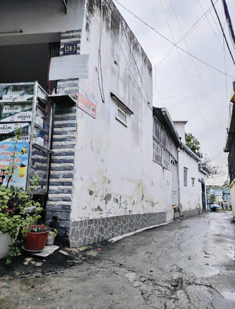 Bán nhà 3 mặt thoáng – Ô tô đậu cửa – Lã Xuân Oai