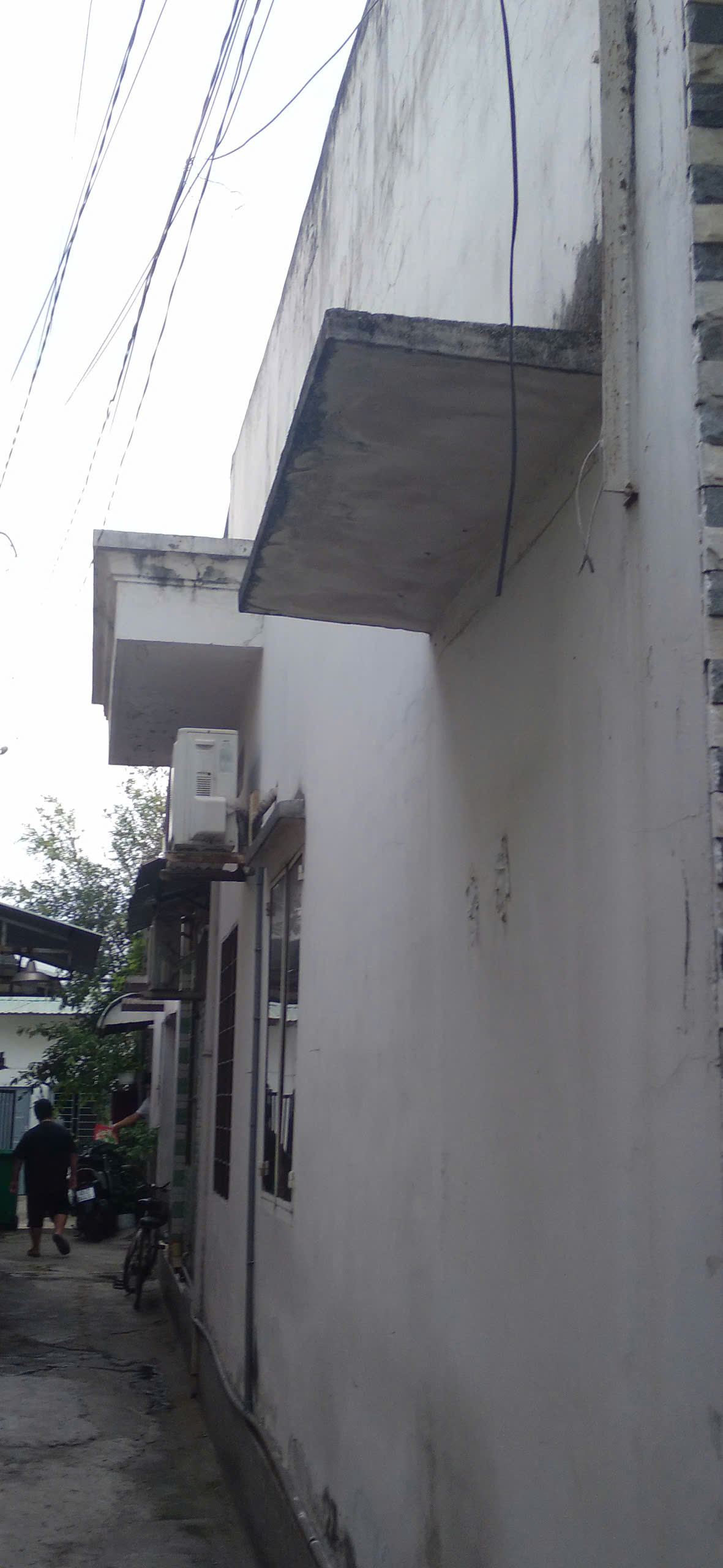 Bán nhà 3 mặt thoáng – Ô tô đậu cửa – Lã Xuân Oai