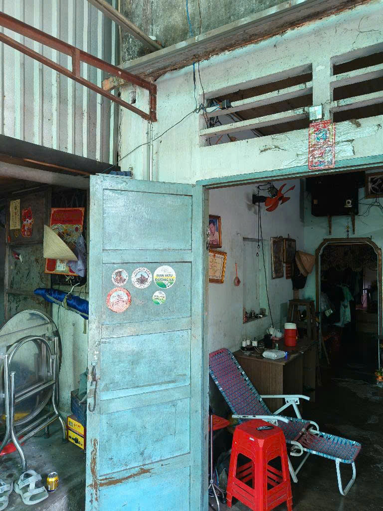 BÁN NHÀ DIỆN TÍCH KHỦNG