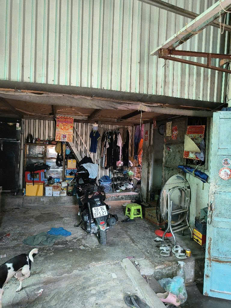 BÁN NHÀ DIỆN TÍCH KHỦNG