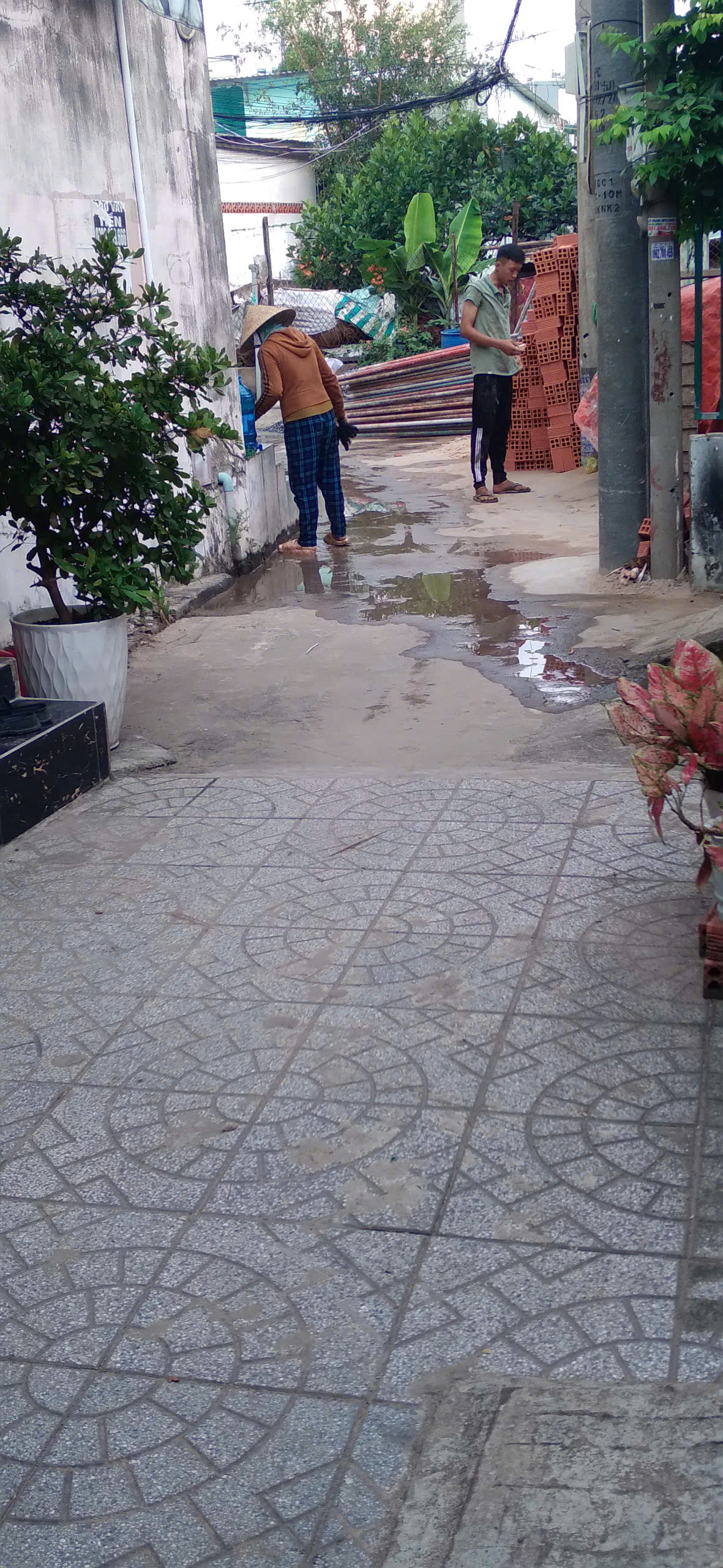 BÁN NHÀ DIỆN TÍCH KHỦNG