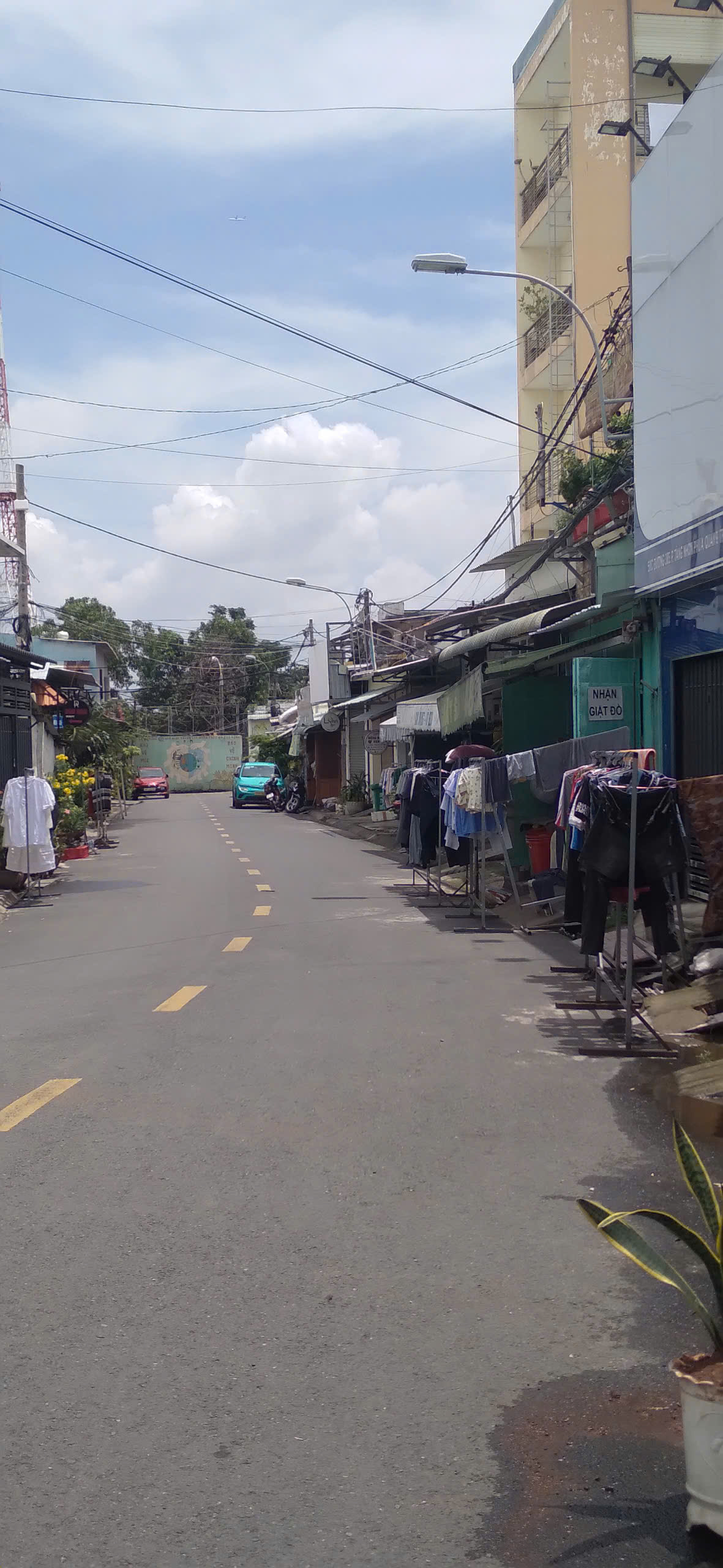 Mặt tiền kinh doanh