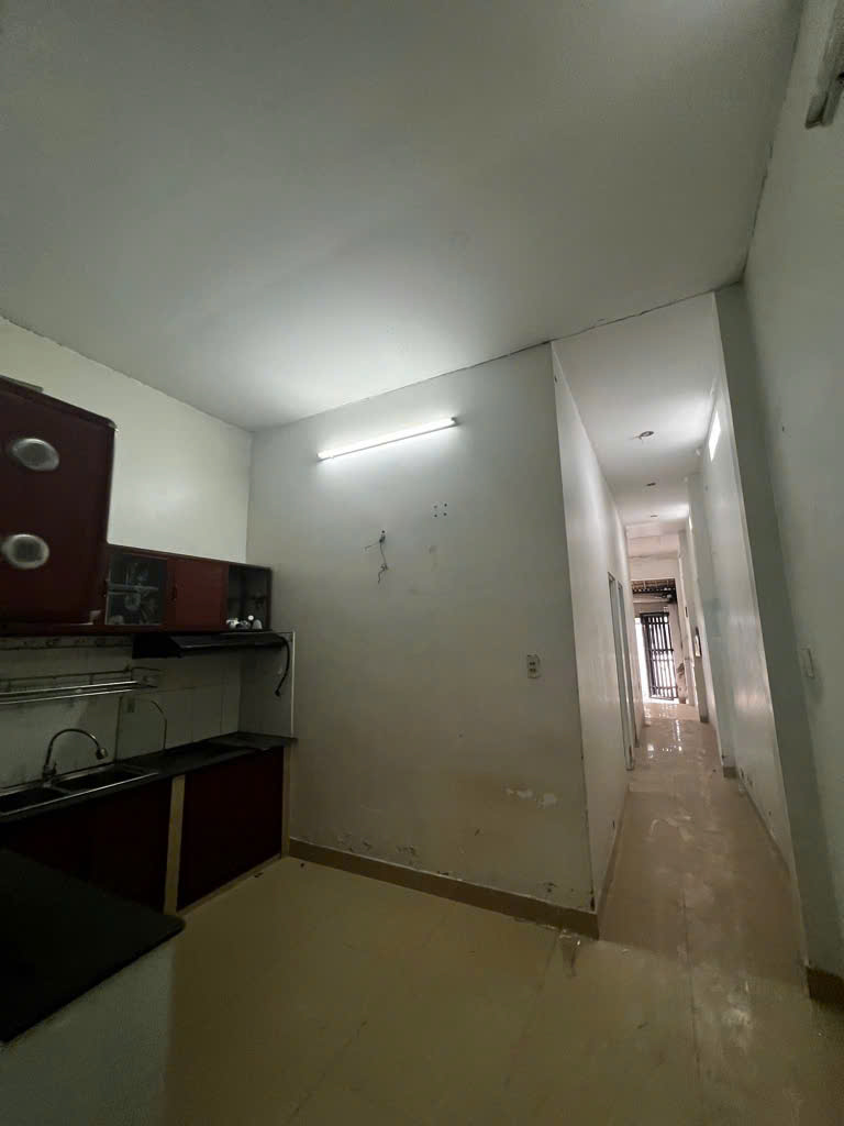 Nhà cấp 4 hẻm xe hơi