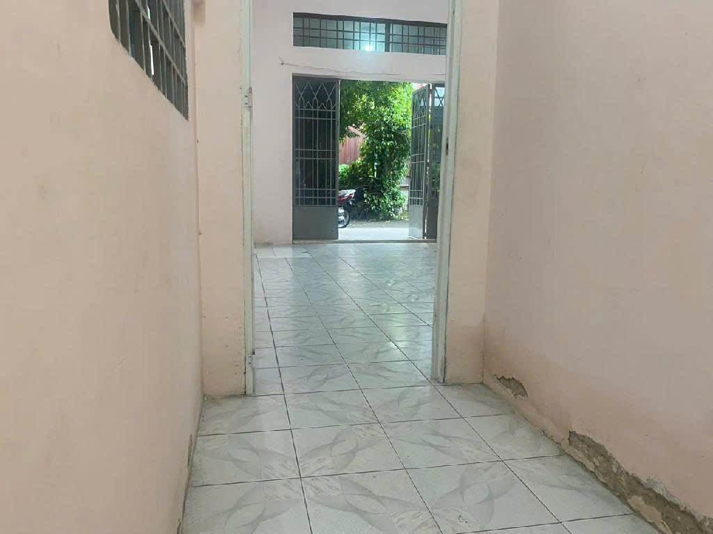 Cần bán nhanh nhà cấp 4 hạ giá cực tốt tại Tăng Nhơn Phú.