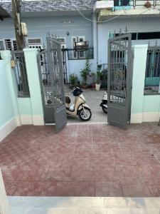 Nhà giá tốt, cực hiếm