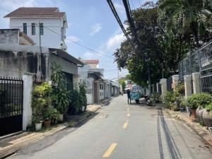 BÁN NHÀ MẶT TIỀN 494