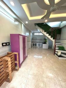 BÁN NHÀ ĐẸP 1 TRỆT 1 LẦU – GẦN VINCOM LÊ VĂN VIỆT – GIÁ CHỈ 3.30 TỶ