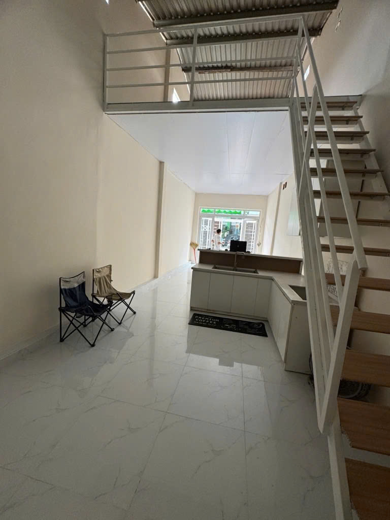 Nhà phố, đường số 546, Phước Long A, Tp Thủ Đức.