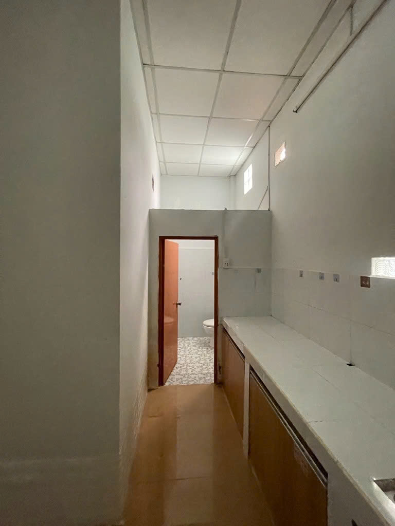 Bán nhà phố cấp 4, đ. số 11 P. Cát Lái, Tp Thủ Đức