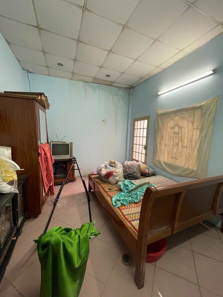 Bán nhà phố 1 trệt, 1 lầu, đường số 13, P. Bình Trưng, Tp Thủ Đức