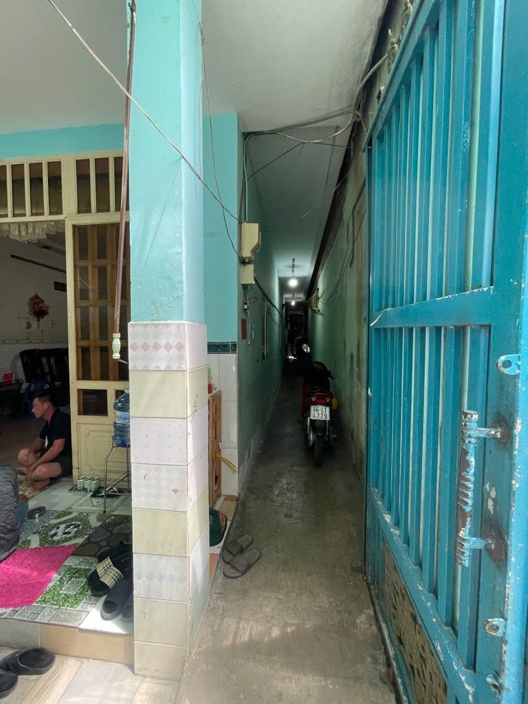 Bán nhà phố 1 trệt, 1 lầu, đường số 13, P. Bình Trưng, Tp Thủ Đức