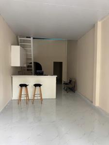 Nhà phố, đường số 546, Phước Long A, Tp Thủ Đức.