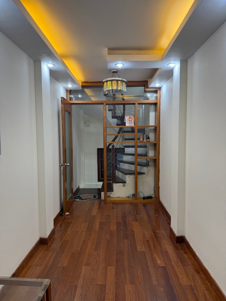 NHÀ TRUNG TÂM HAI BÀ TRƯNG - NGÕ NÔNG - 2 THOÁNG - CHỪNG 15M RA Ô TÔ DƯỚI 5 TỶ