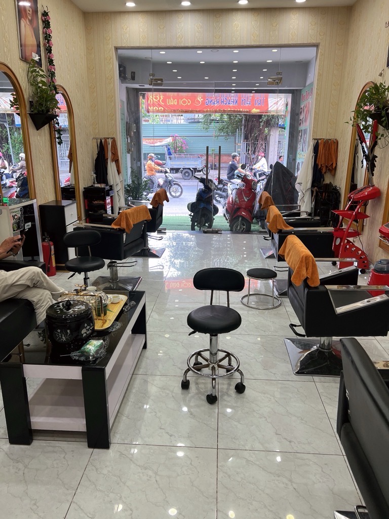 Bán nhà Quận 11 – 5 tầng BTCT – hẻm ô tô – ngay Lý Nam Đế – Tân Phước.