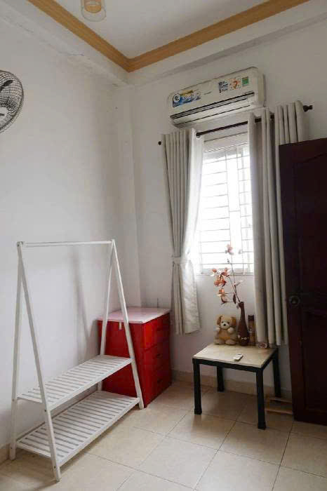 Bán nhà hẻm 20 Cô Bắc, P.1, Phú Nhuận, diện tích 37 m2, 4 tầng bê tông, lô góc 2 mặt tiền hẻm, đang có sẵn dòng tiền cho thuê. Giá chỉ 9 tỷ (còn thương lượng).