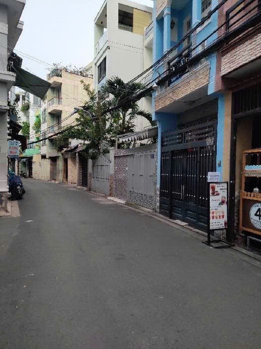 Bán nhà hẻm 20 Cô Bắc, P.1, Phú Nhuận, diện tích 37 m2, 4 tầng bê tông, lô góc 2 mặt tiền hẻm, đang có sẵn dòng tiền cho thuê. Giá chỉ 9 tỷ (còn thương lượng).