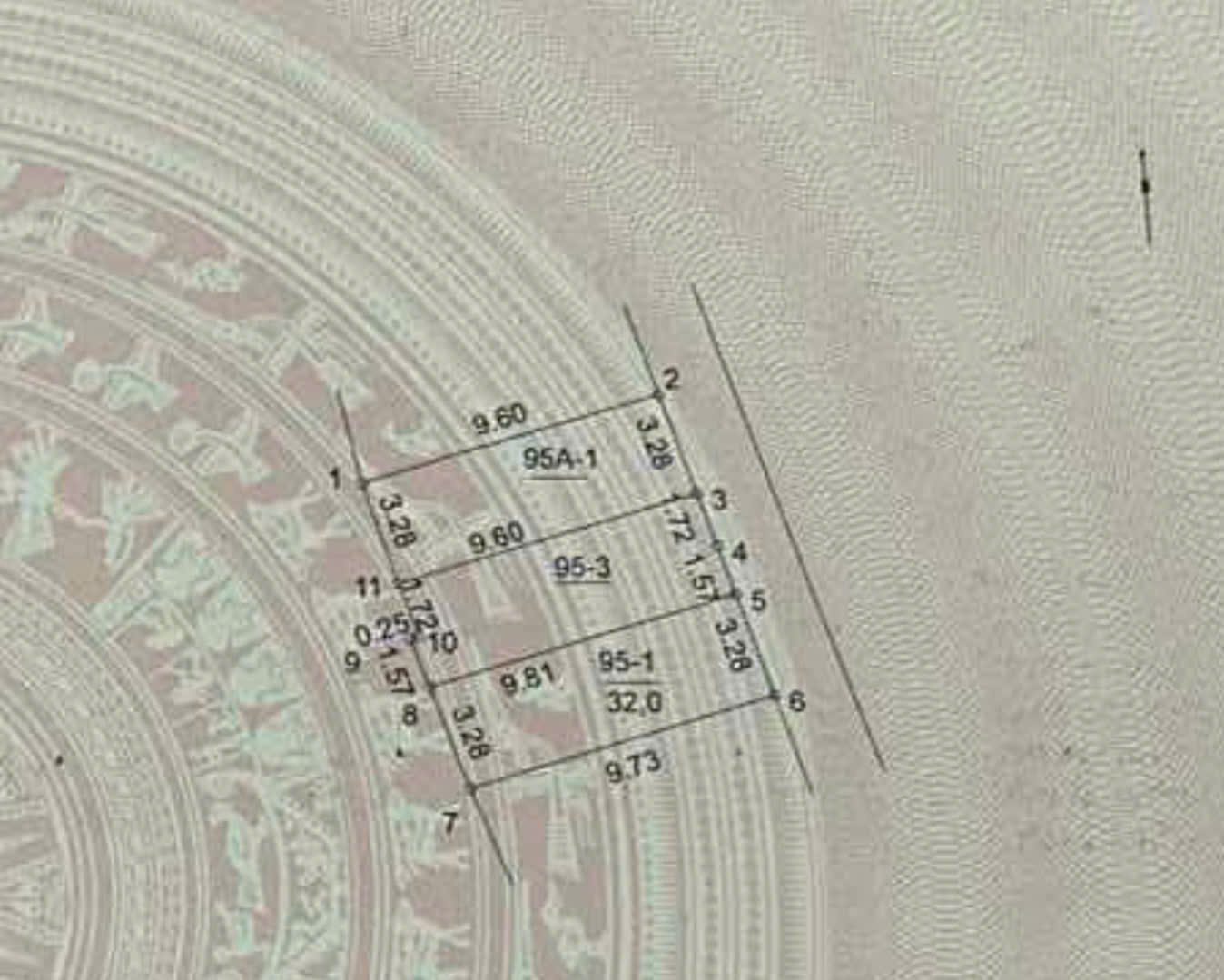 Nhà 32m cách mặt đường lớn 20m giá chỉ 4,x tỷ