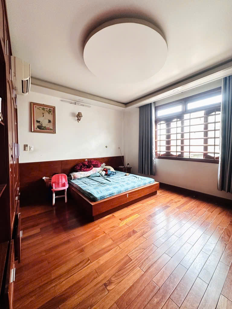 BÁN BIỆT THỰ CAO CẤP SIÊU ĐẸP , 12,9 TỶ , TMT , QUẬN 12 ,