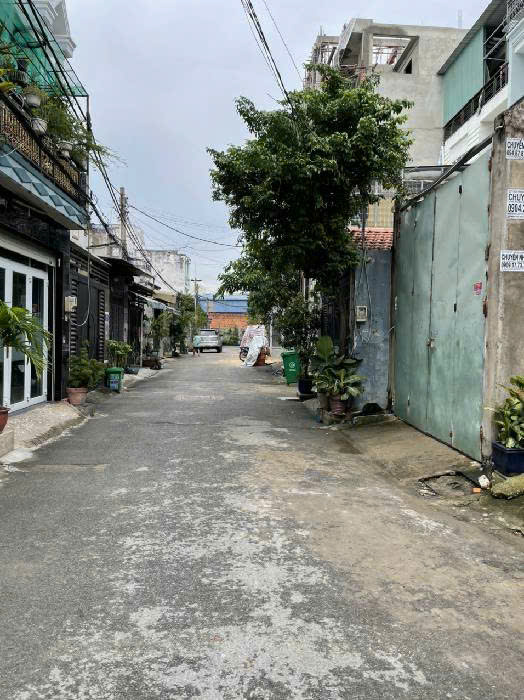 8,8 TỶ ,BÁN NHÀ , HẺM XE HƠI 12M , ĐƯỜNG TCH 10 , PHƯỜNG TÂN CHÁNH HIỆP , Q. 12