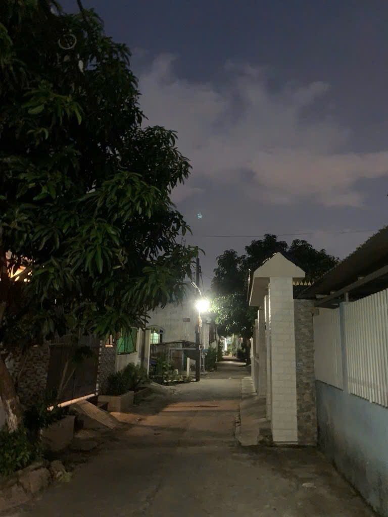 3T5 , ngang 5x13 , Tô ký Hóc Môn , Nhà mới XD , DỌN VÀO Ở LUÔN