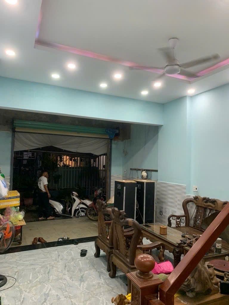 3T5 , ngang 5x13 , Tô ký Hóc Môn , Nhà mới XD , DỌN VÀO Ở LUÔN