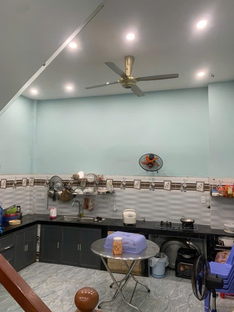 3T5 , ngang 5x13 , Tô ký Hóc Môn , Nhà mới XD , DỌN VÀO Ở LUÔN