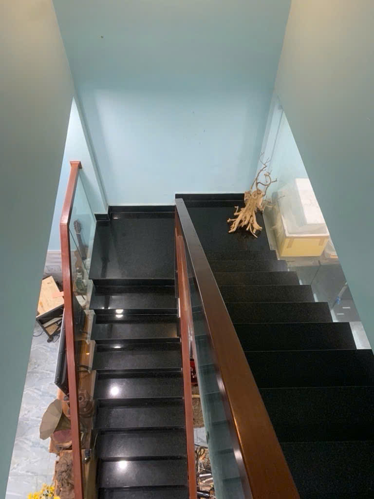 3T5 , ngang 5x13 , Tô ký Hóc Môn , Nhà mới XD , DỌN VÀO Ở LUÔN