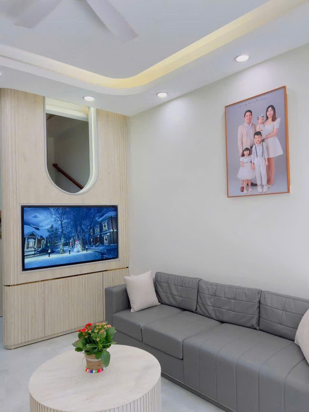 NHÀ ĐẸP HÀ ĐÔNG Ở NGAY. ĐƯỜNG THÔNG HÈ THOÁNG, CÁCH ĐƯỜNG LỚN 10M 30x5T