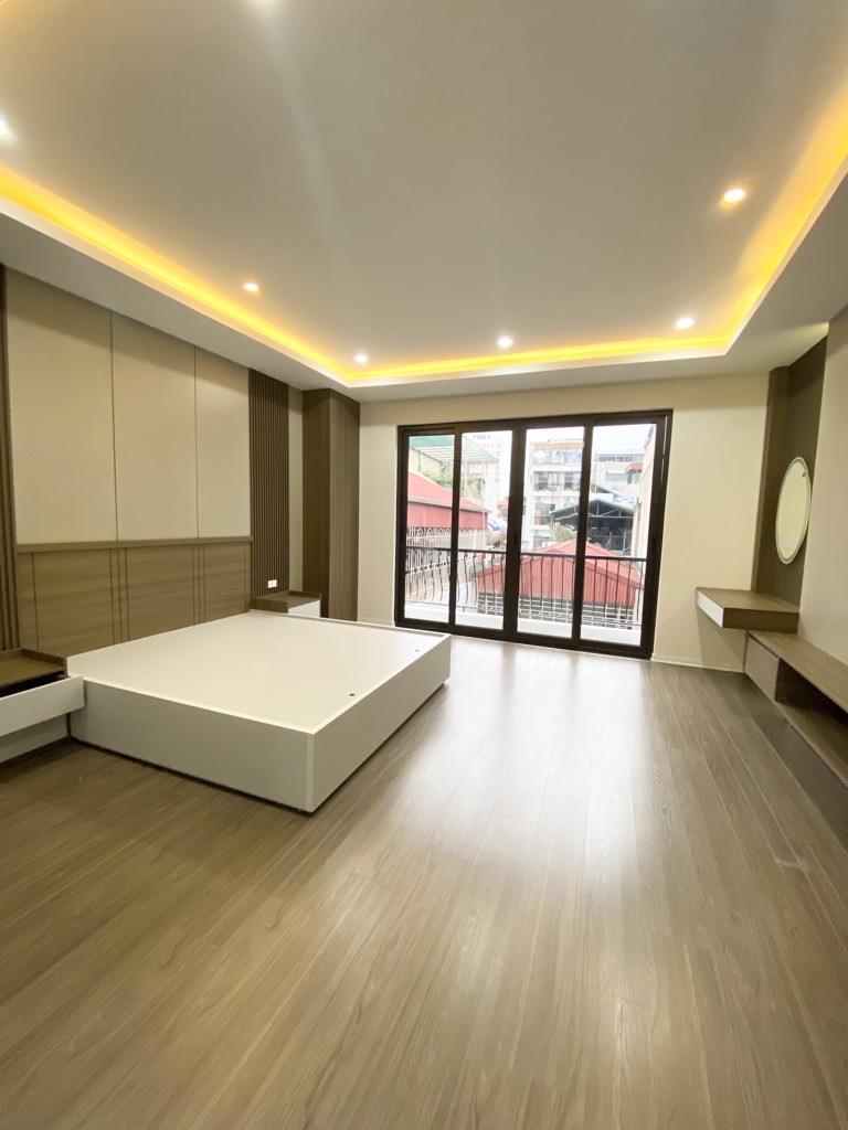 PHÂN LÔ KHU VIP NHẤT THANH XUÂN, GARA Ô TÔ, 6 TẦNG THANG MÁY NHẬP KHẨU. KINH DOANH ĐỈNH
