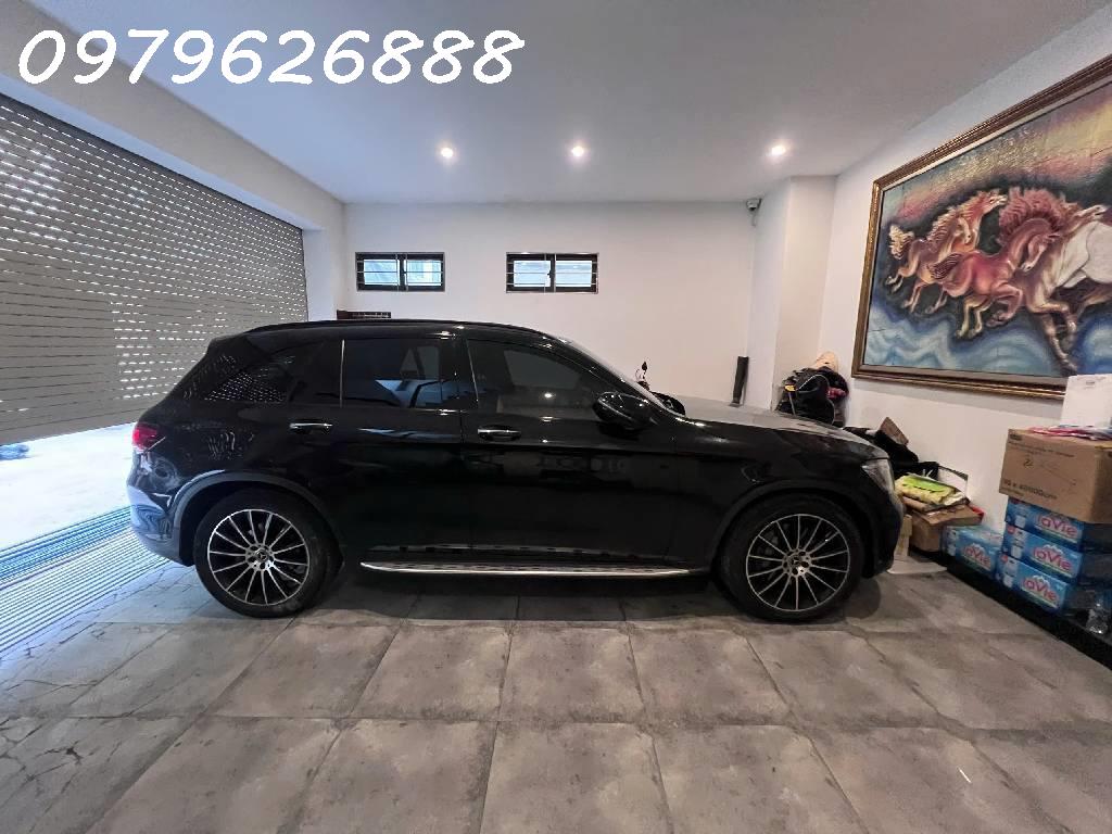 SIÊU PHẨM NHÀ PHỐ HOÀNG QUỐC VIỆT. FULL NỘI THẤT CAO CẤP, THANG MÁY,  Ô TÔ VÀO NHÀ. CHỈ VIỆC XÁCH