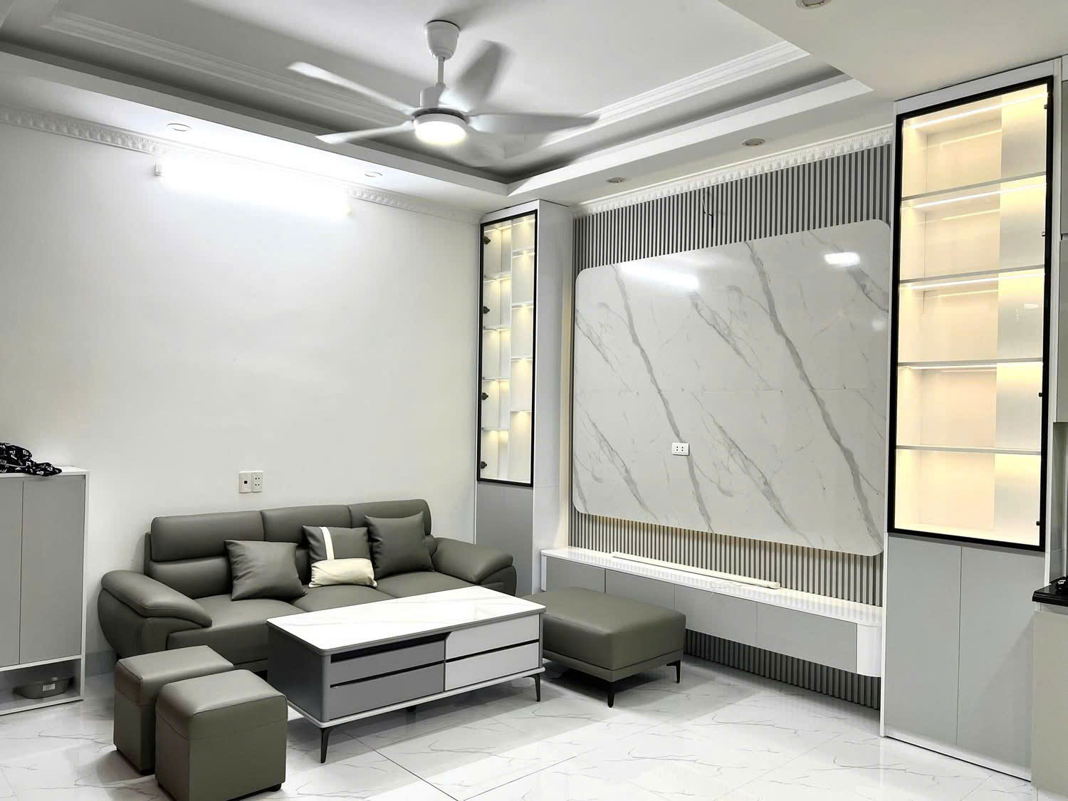 BÁN NHÀ TRƯỜNG CHINH – 7 TẦNG THANG MÁY – 20M RA PHỐ , NHỈNH 9 tỷ [33x7T]