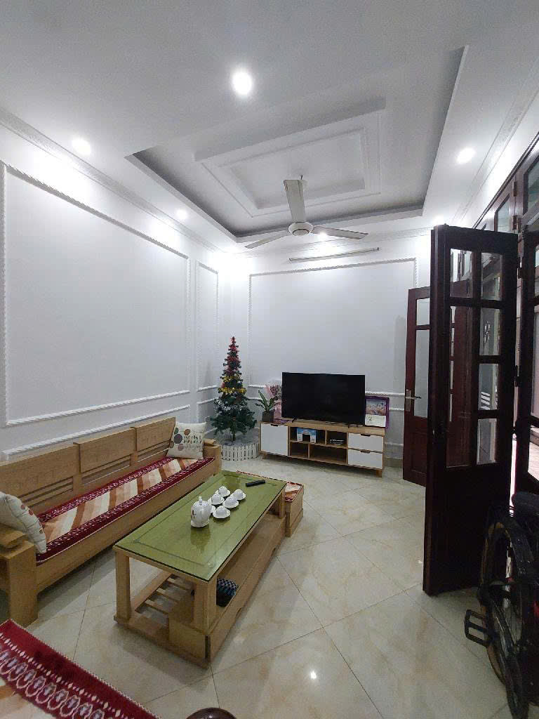 Bán Nhà Trường Chinh,Trung Tâm Đống Đa,Tặng full Nội Thất,34m2x4,9 tỷ