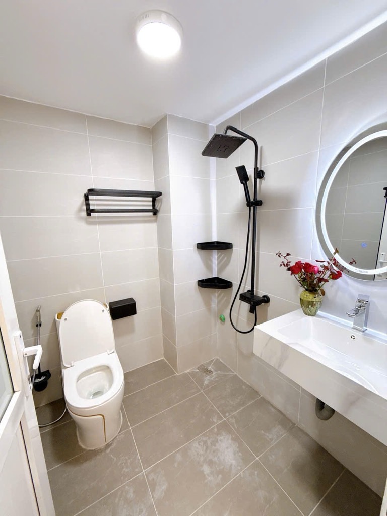 Ngã Tư Sở,FUll Nội Thất,Nhà Mới Ở Ngay,33m2 x 5 tầng,7,75 tỷ