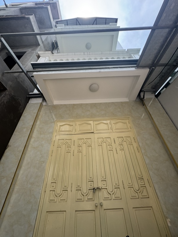 Bắc Từ Liêm - Ngõ rộng nông cách ôtô 10m - nhà chỉ việc dọn vào ở - Ôtô đỗ cửa  khu vực yên tĩnh an sinh tốt, gần trường, trung tâm hành chính 51m2 - mt 4.6 - 3 tầng giá hơn 7 tỷ Sổ đỏ chính chủ giao dich ngay Ace lh 0348 528 678(kb zalo xem chi tiết)