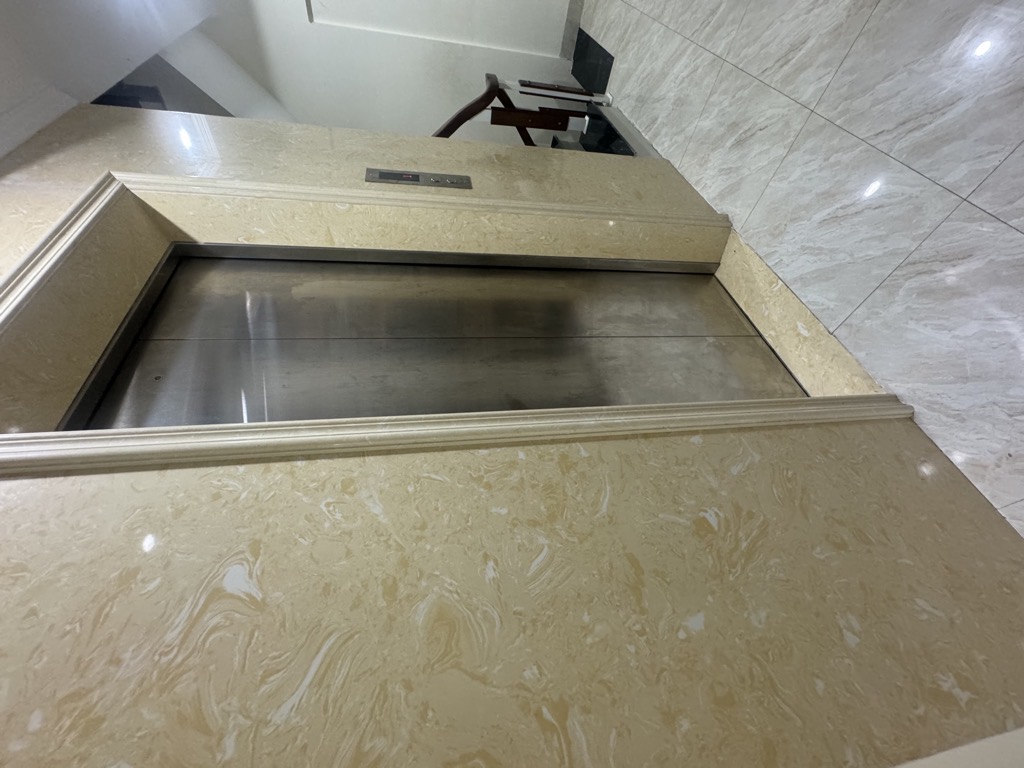 Nhà Phú Diễn Cực Hiếm - Vỉa Hè - Ôtô Tránh - Đẹp Long Lanh Lấp Lánh