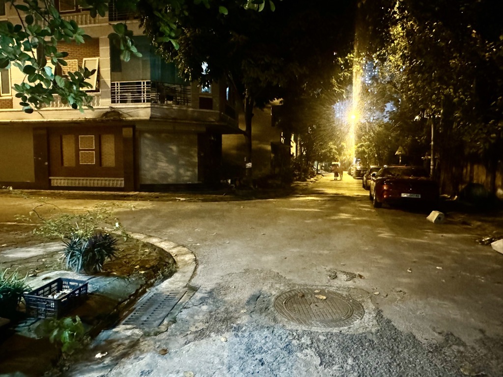 Nhà Phú Diễn Cực Hiếm - Vỉa Hè - Ôtô Tránh - Đẹp Long Lanh Lấp Lánh